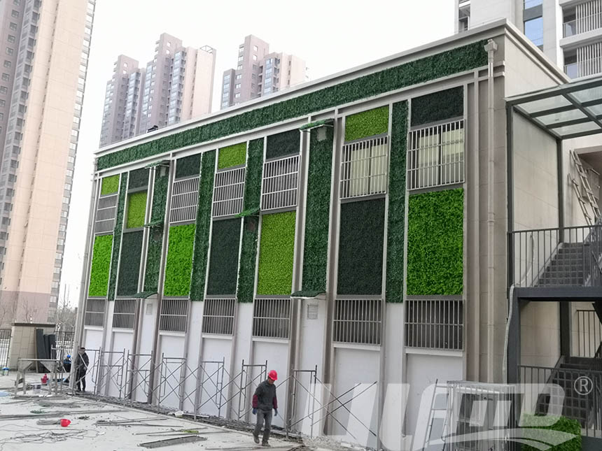 建筑外墙仿真植物墙施工完成