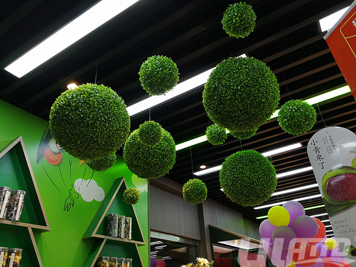 仿真塑料植物草球吊顶