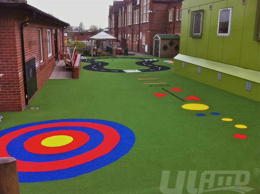 幼儿园用人造彩虹草坪